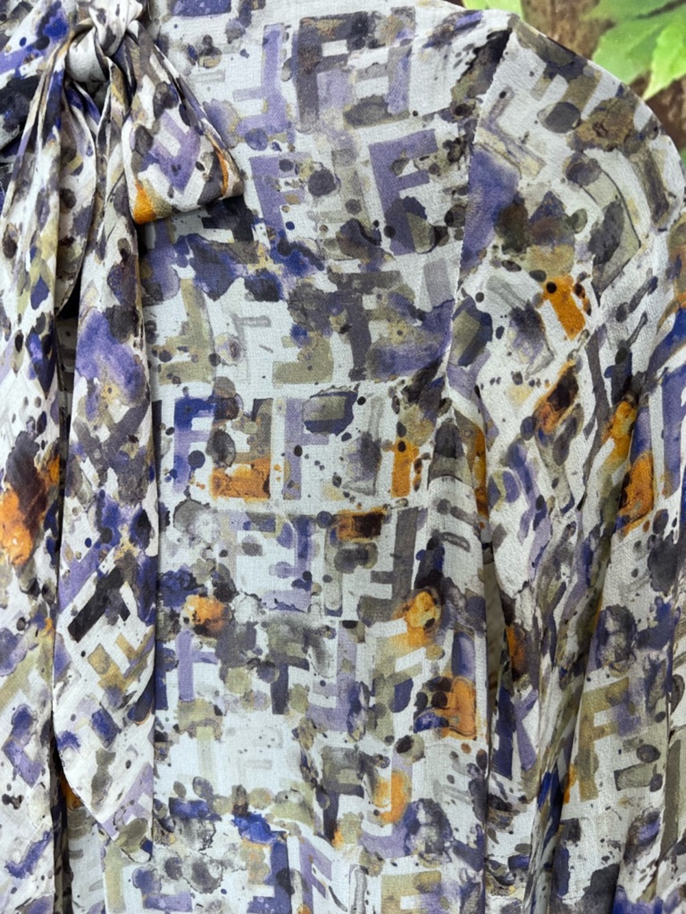 VINTAGE AUTHENTIC FENDI Watercolor Silk Abstract Blouse, XS - Picture 3 of 16